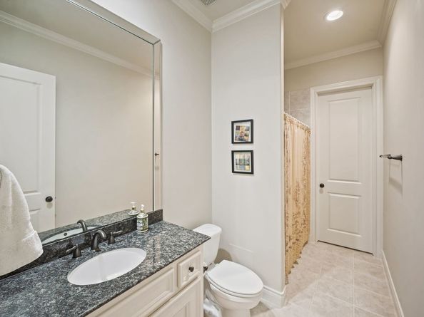 4009 Bellefontaine Street, Houston TX 77025