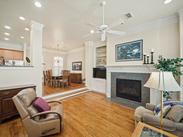 4009 Bellefontaine Street, Houston TX 77025
