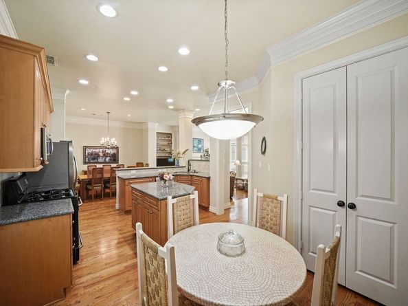 4009 Bellefontaine Street, Houston TX 77025