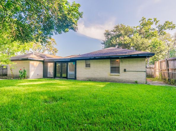 6609 Imogene Street, Houston TX 77074