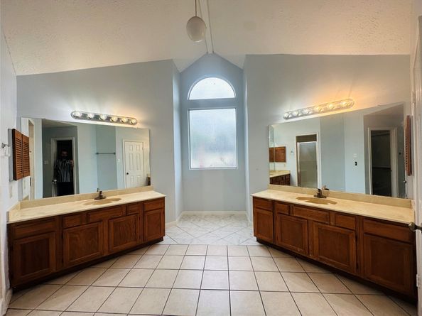 4131 Club Valley Drive, Houston TX 77082