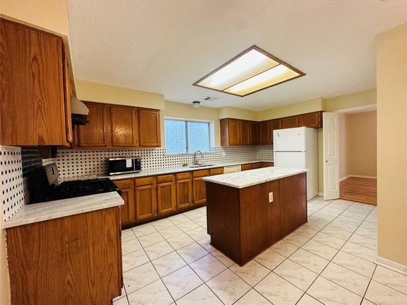 4131 Club Valley Drive, Houston TX 77082