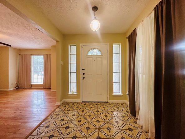 4131 Club Valley Drive, Houston TX 77082
