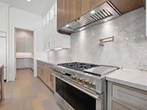 8619 Cedarbrake Drive, Spring Valley Village TX 77055