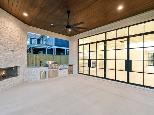 8619 Cedarbrake Drive, Spring Valley Village TX 77055