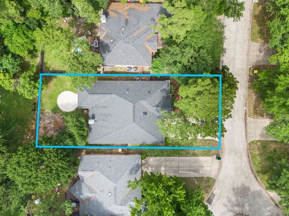 42 Windswept Oaks Place, Conroe TX 77385