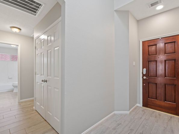 42 Windswept Oaks Place, Conroe TX 77385
