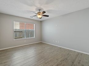 42 Windswept Oaks Place, Conroe TX 77385