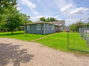 7966 Bonaire Street, Houston TX 77028