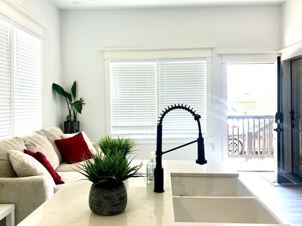 203 S Lockwood Drive, Houston TX 77011