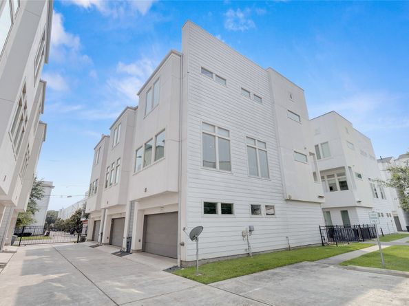 2719 Clay Street, Houston TX 77003