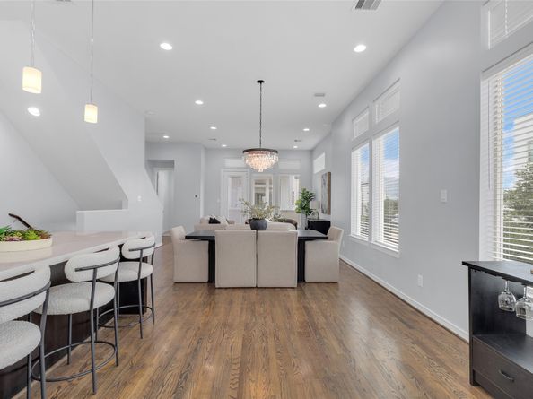 2719 Clay Street, Houston TX 77003
