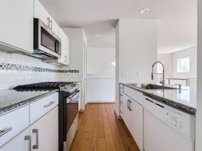 2605 Calumet Street 48, Houston TX 77004
