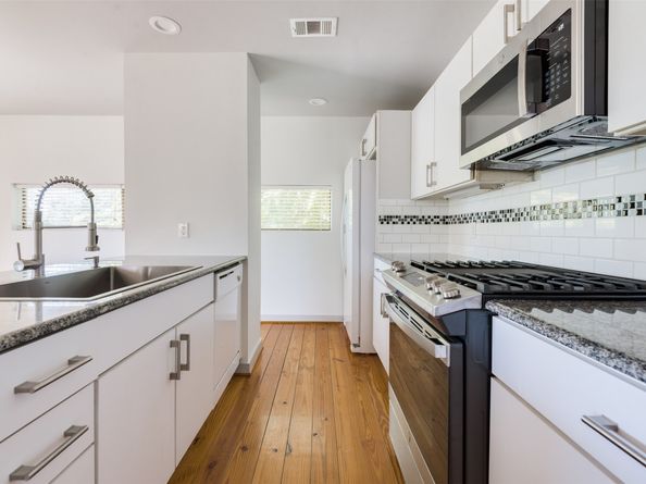 2605 Calumet Street 48, Houston TX 77004