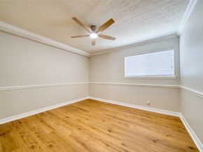 3224 Timmons Lane 157, Houston TX 77027