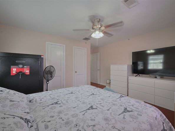 12450 Kathryn Street, Houston TX 77015