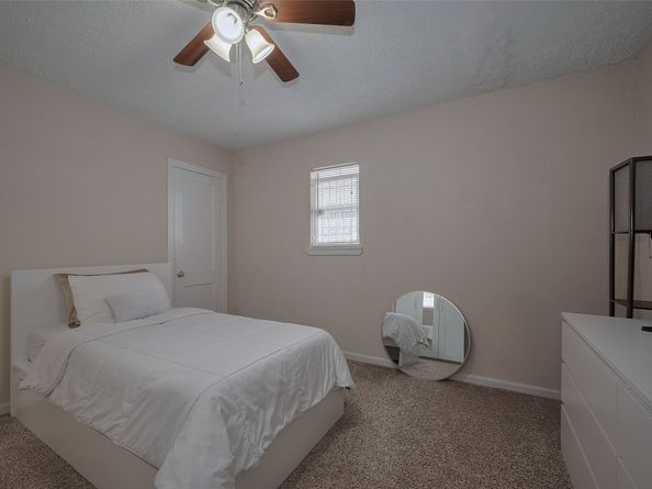 12450 Kathryn Street, Houston TX 77015