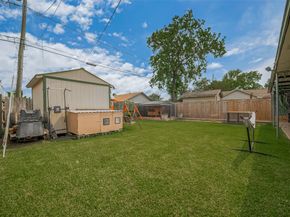 12450 Kathryn Street, Houston TX 77015