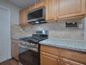 12450 Kathryn Street, Houston TX 77015