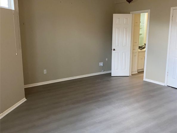 4315 Westheimer Road, Houston TX 77027