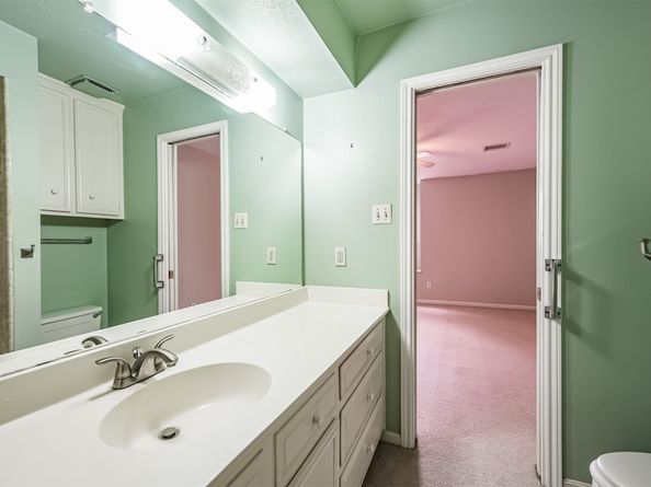 4315 Westheimer Road, Houston TX 77027
