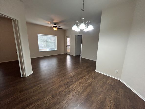 2213 S Braeswood Boulevard 12B, Houston TX 77030