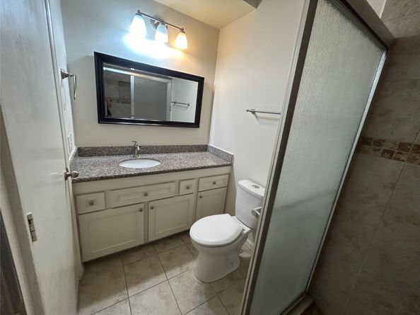 2213 S Braeswood Boulevard 12B, Houston TX 77030