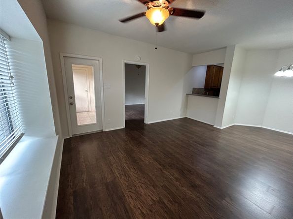 2213 S Braeswood Boulevard 12B, Houston TX 77030