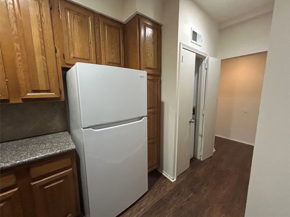 2213 S Braeswood Boulevard 12B, Houston TX 77030