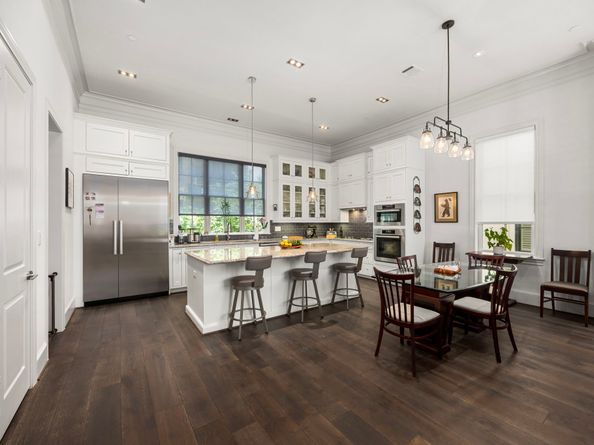 11 Robita Street, Houston TX 77019