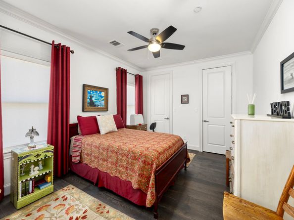11 Robita Street, Houston TX 77019