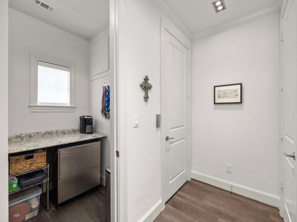 11 Robita Street, Houston TX 77019