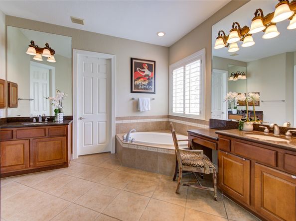 6 Laxey Glen Drive, Spring TX 77379
