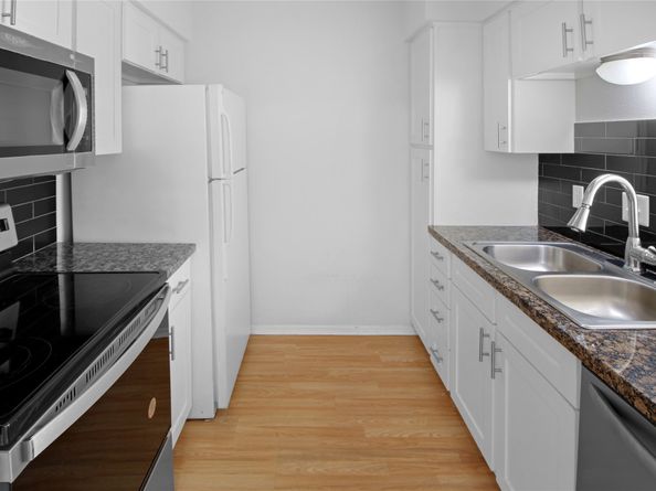 4631 Wild Indigo Street 574, Houston TX 77027