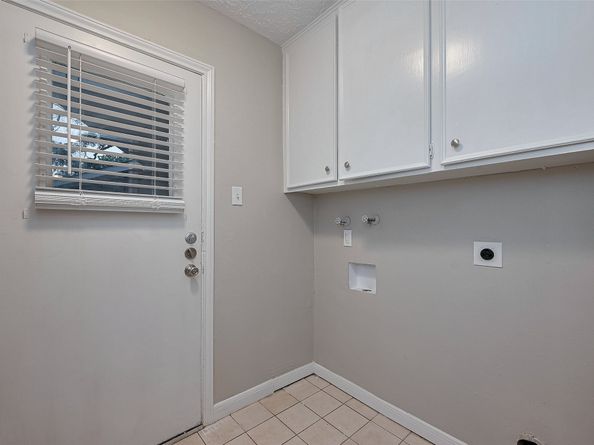 3214 Three Pines Drive, Houston TX 77339