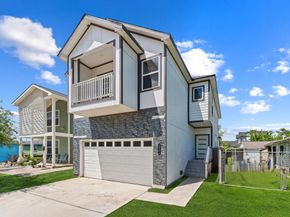 1215 E 34th Street A, Houston TX 77022