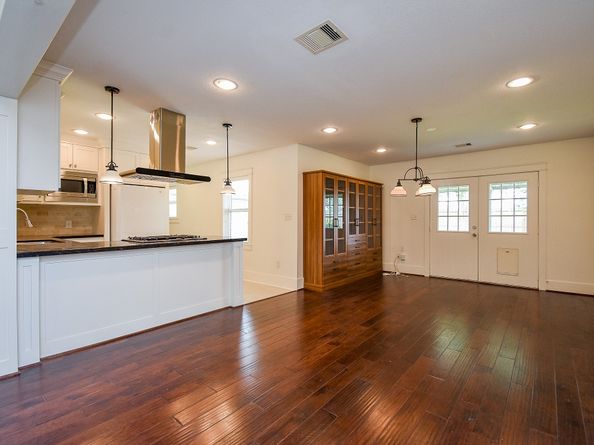 1406 Foxwood Road, Houston TX 77008
