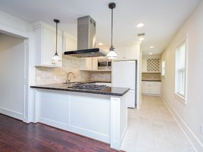 1406 Foxwood Road, Houston TX 77008
