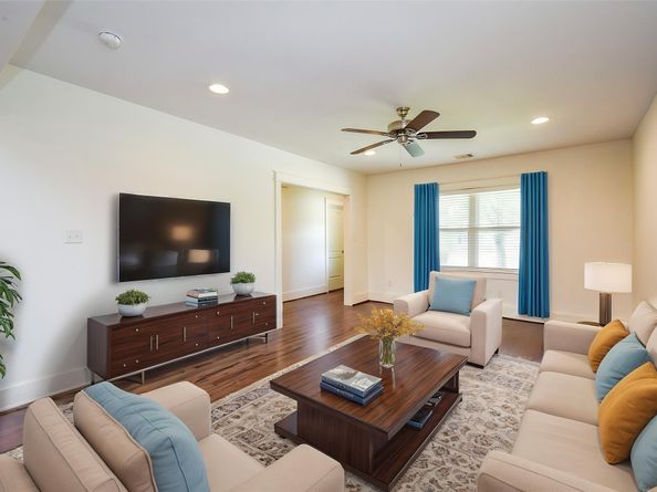 1406 Foxwood Road, Houston TX 77008