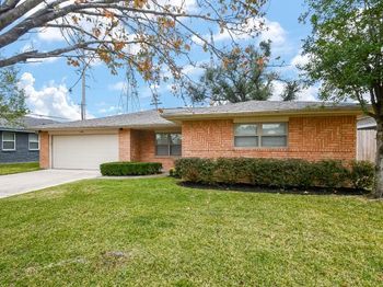 1406 Foxwood Road