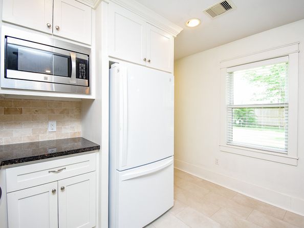 1406 Foxwood Road, Houston TX 77008
