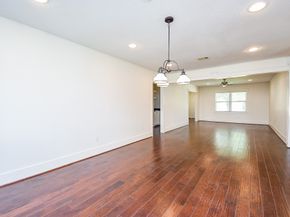 1406 Foxwood Road, Houston TX 77008