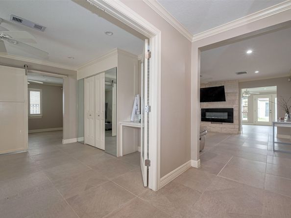 6014 Beaudry Drive, Houston TX 77035