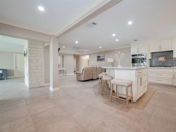 6014 Beaudry Drive, Houston TX 77035