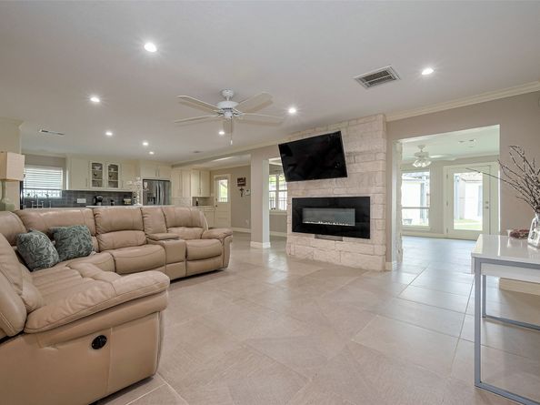 6014 Beaudry Drive, Houston TX 77035