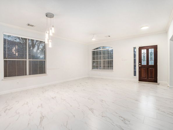 3811 Misty Falls Lane, Friendswood TX 77546