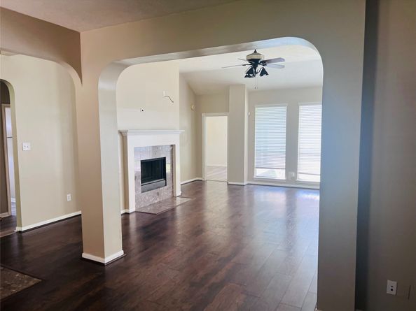 4722 Silverlake Drive, Sugar Land TX 77479