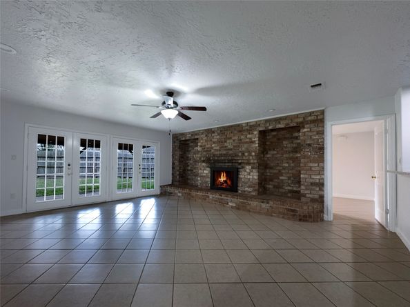 15815 La Cabana Drive, Houston TX 77062