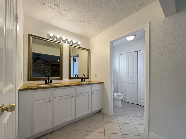 15815 La Cabana Drive, Houston TX 77062