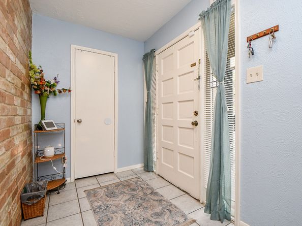 15727 Beechnut Street, Houston TX 77083